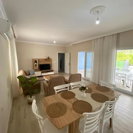 Hotel Myra 4*